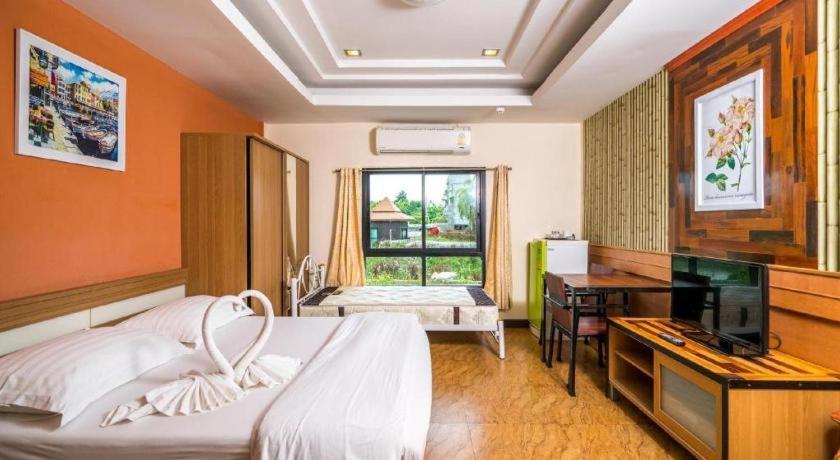 Prew Lom Chom Nam Resort Ban Phan Sadet Nok Ngoại thất bức ảnh