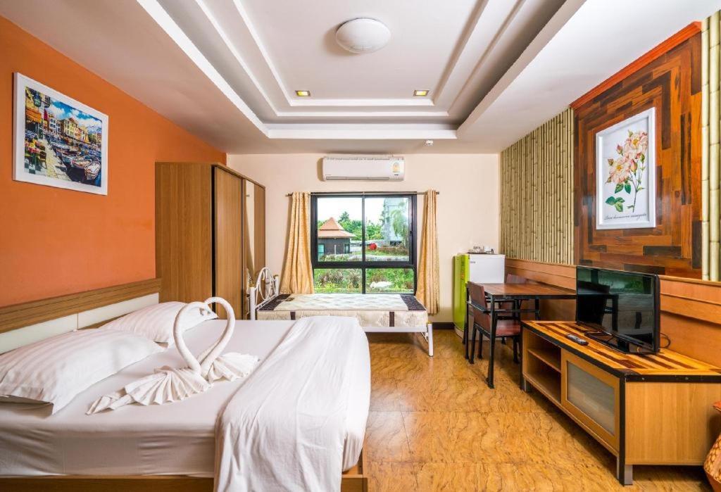 Prew Lom Chom Nam Resort Ban Phan Sadet Nok Ngoại thất bức ảnh
